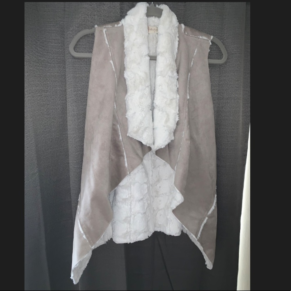 Altar’d State winter vest